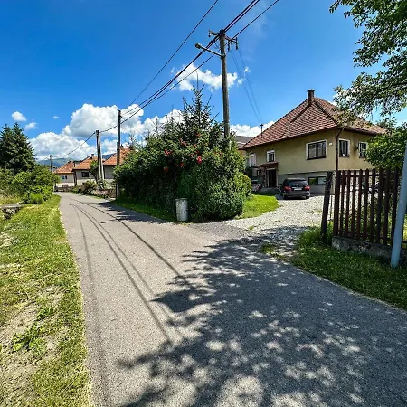 V Zapadnych Tatrach Konukevi