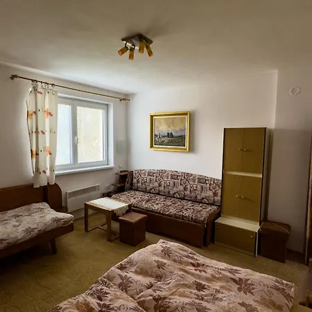 Konukevi V Zapadnych Tatrach Bobrovec