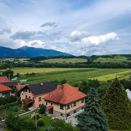 V Zapadnych Tatrach Pensjonat Bobrowiec