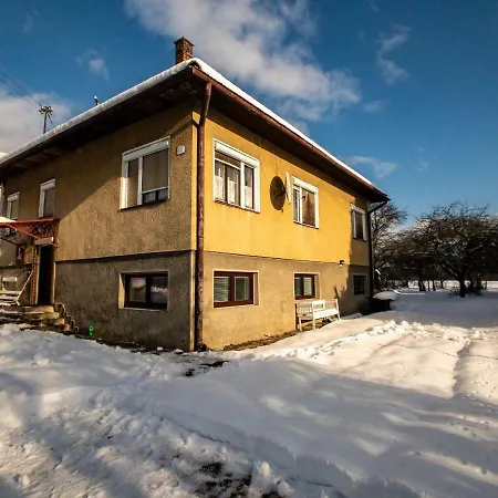 Pensjonat V Zapadnych Tatrach Bobrowiec