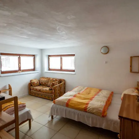 Konukevi V Zapadnych Tatrach Bobrovec